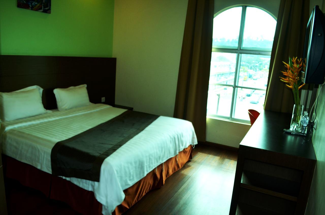 Lintas Plaza Hotel Κότα Κιναμπαλού Εξωτερικό φωτογραφία