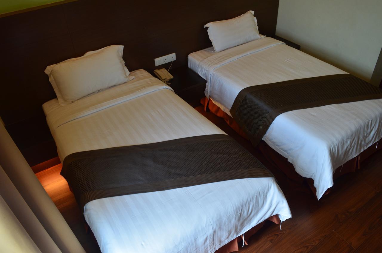 Lintas Plaza Hotel Κότα Κιναμπαλού Εξωτερικό φωτογραφία